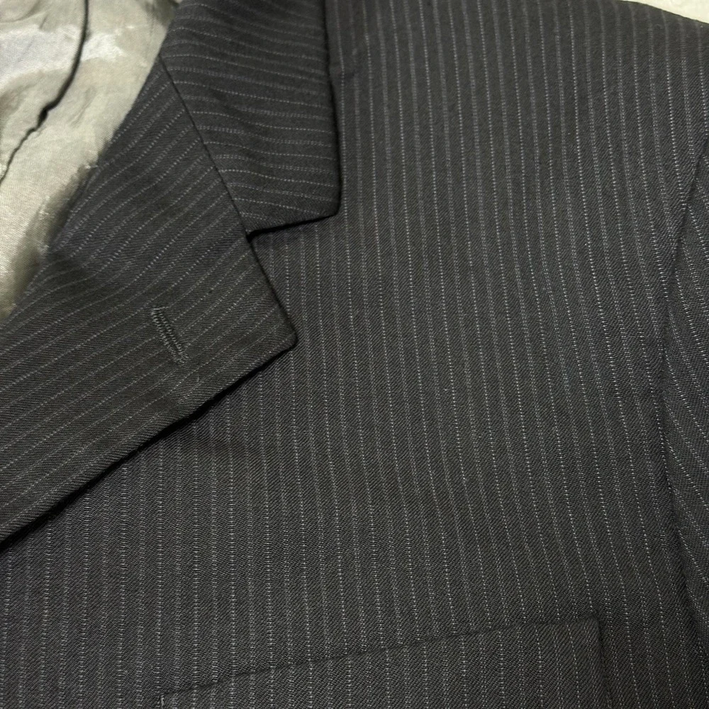 J Ferrar Men's Blazer Sport Coat Size 40R Black Pinstripe Wool Blend